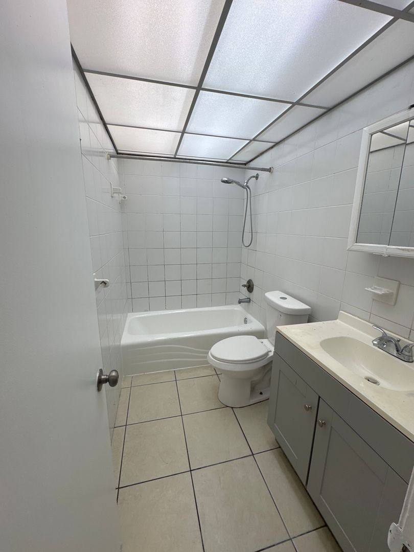 Apartment for rent at 1750 NE 149 St, Miami, FL 33181