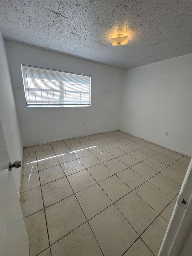 Apartment for rent at 1750 NE 149 St, Miami, FL 33181