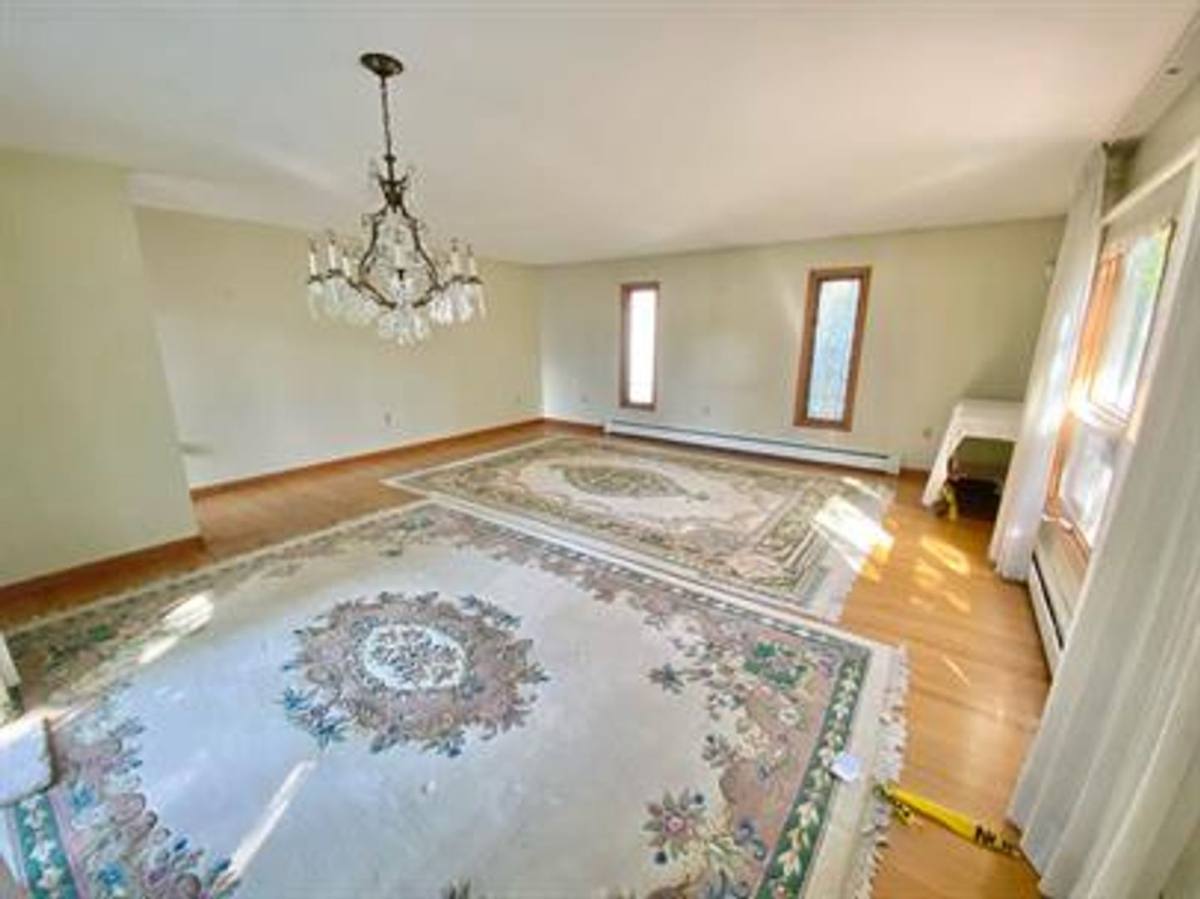 House for rent at 8 Greenwood Ave, Essex, VT 05451