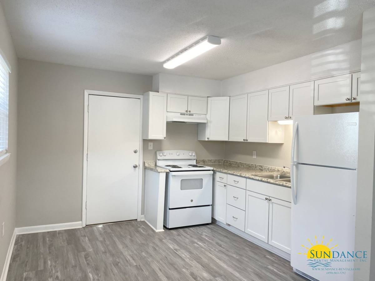 House for rent at 794-B Navy St, Fort Walton Beach, FL 32547