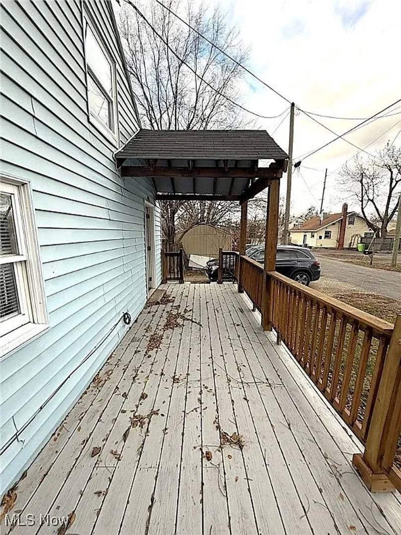 Apartment for rent at 906 Daniels Ave, Lima, OH 45805