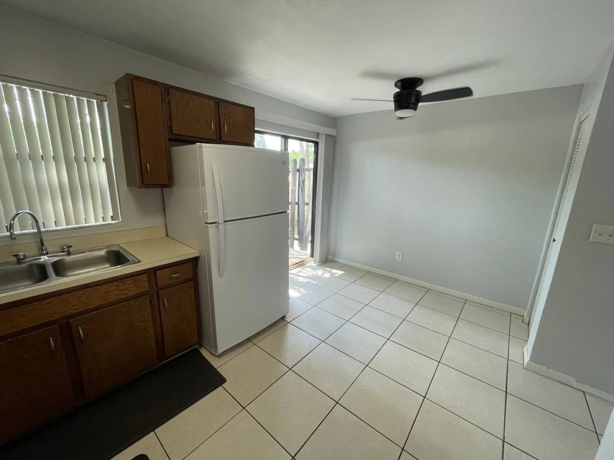 Townhouse for rent at 980 Canal View Blvd, Port Orange, FL 32129