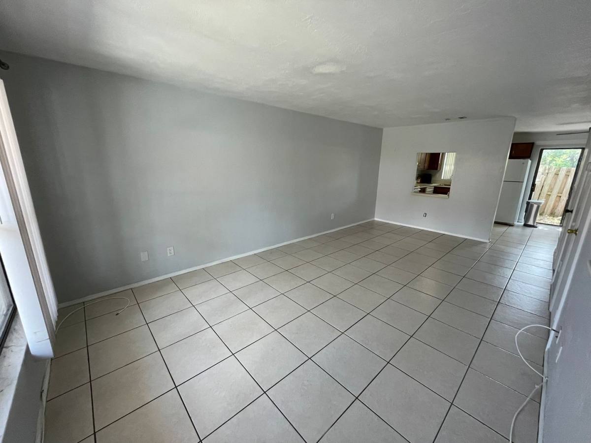 Townhouse for rent at 980 Canal View Blvd, Port Orange, FL 32129