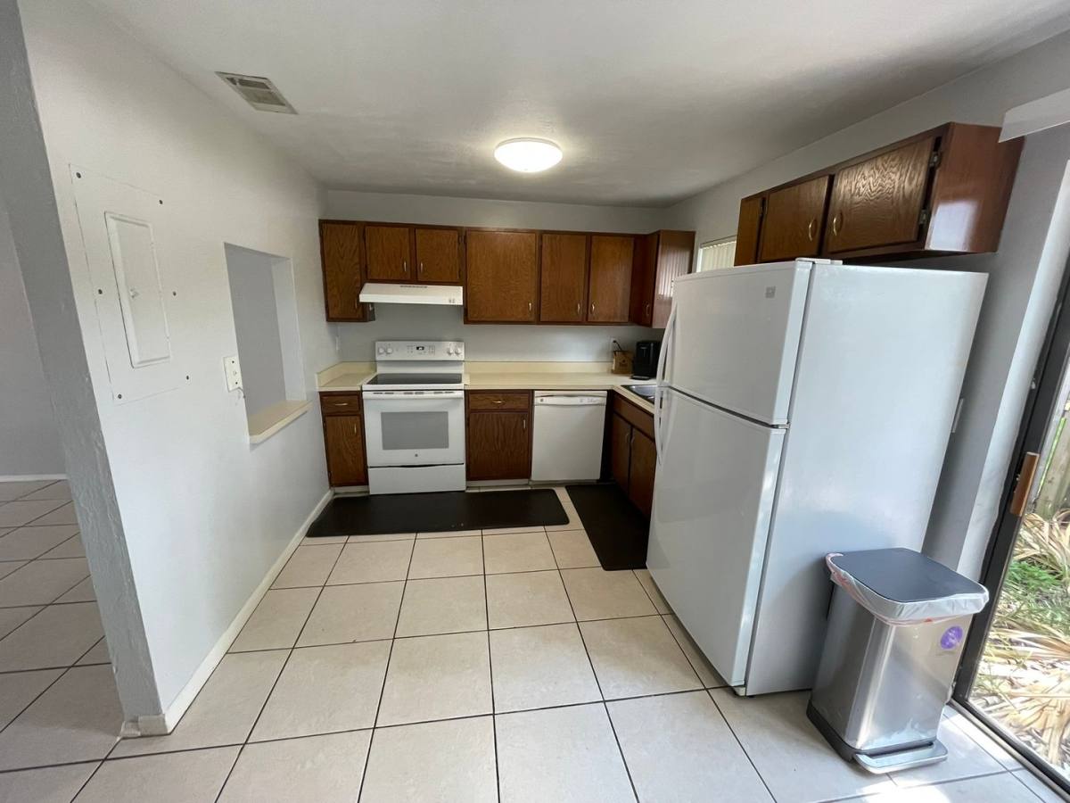 Townhouse for rent at 980 Canal View Blvd, Port Orange, FL 32129
