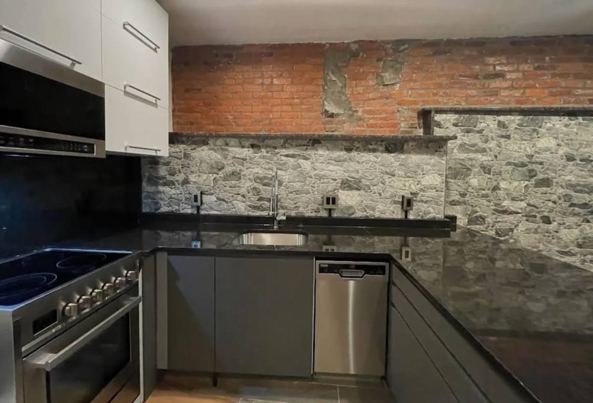 Apartment for rent at 1026 Commonwealth Ave #128, Boston, MA 02215