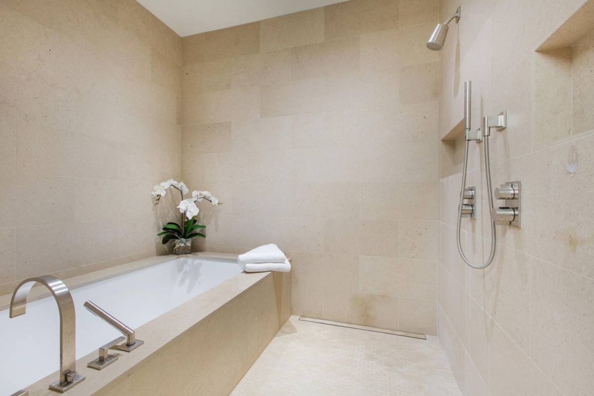 House for rent at 1388 Ala Moana Blvd, Honolulu, HI 96814