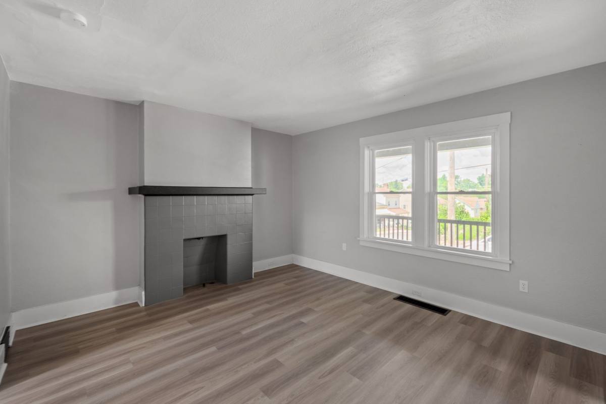 House for rent at 109 W Cherryhill, Pittsburgh, PA 15210