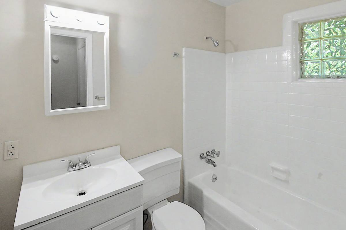 Apartment for rent at 2535 Vail Ave, Charlotte, NC 28207