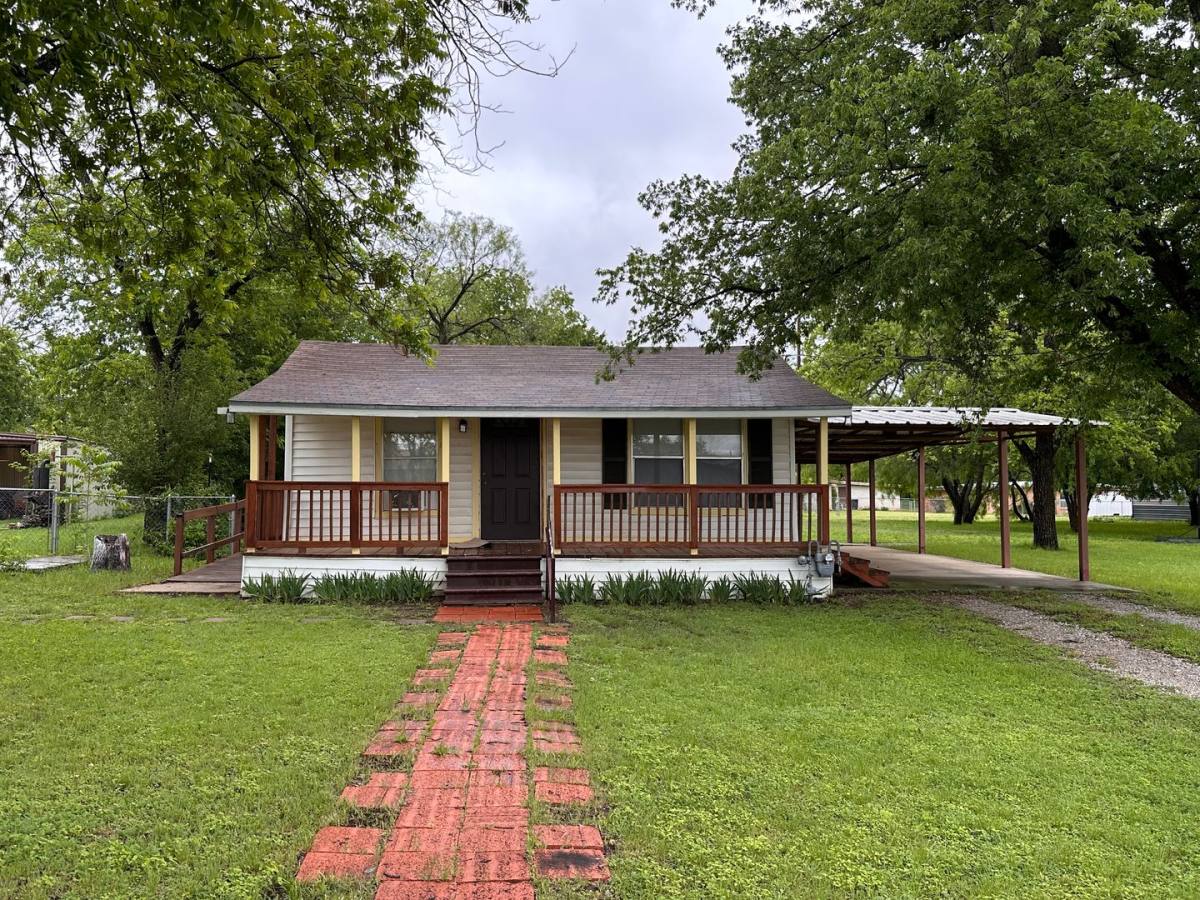 House for rent at 3613 Durham Ave, Brownwood, TX 76801
