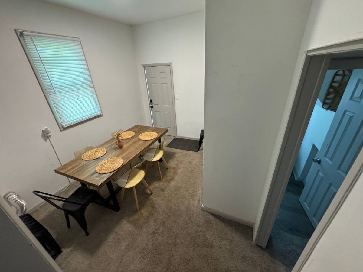 Apartment for rent at 253 Park Place, Schenectady, NY 12305