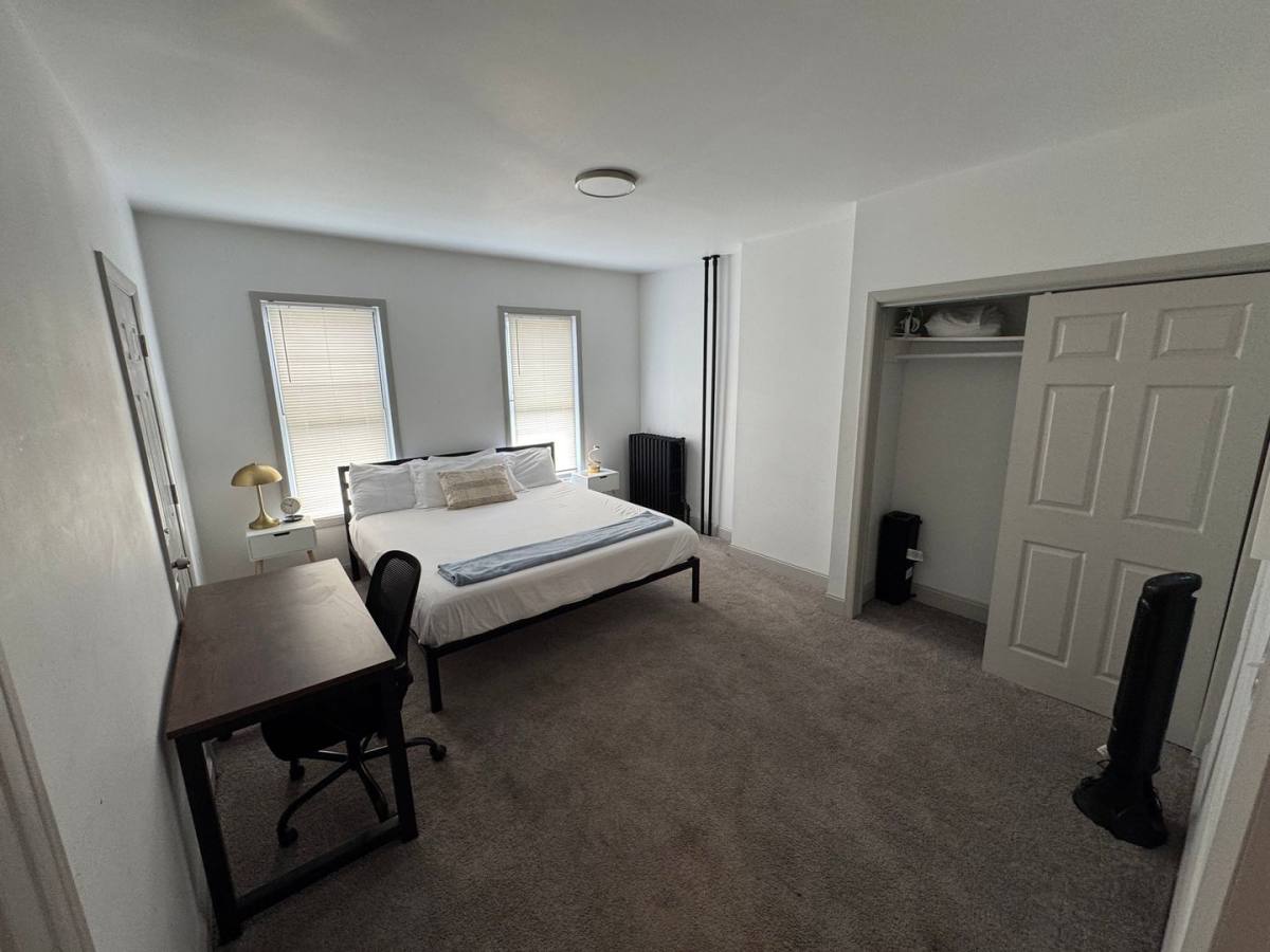 Apartment for rent at 253 Park Place, Schenectady, NY 12305