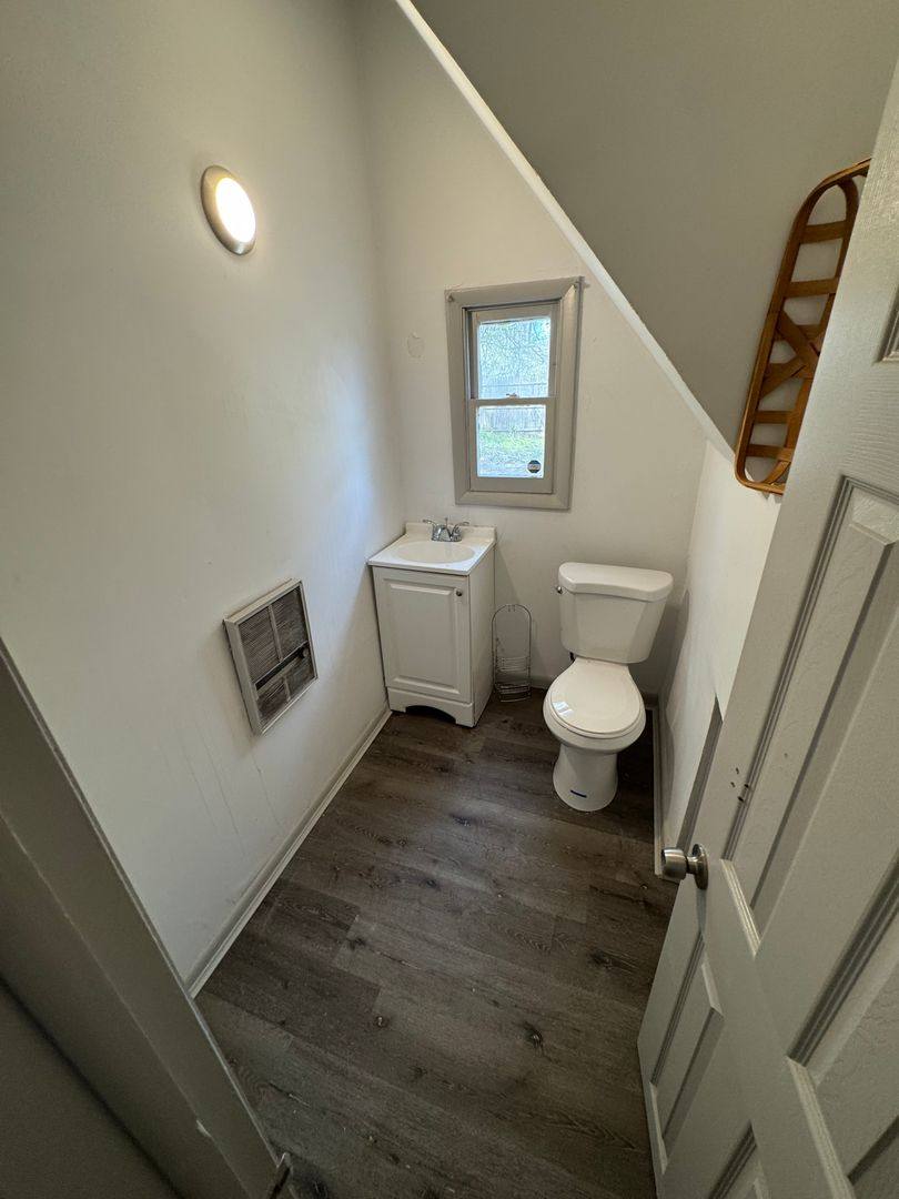 Apartment for rent at 253 Park Place, Schenectady, NY 12305