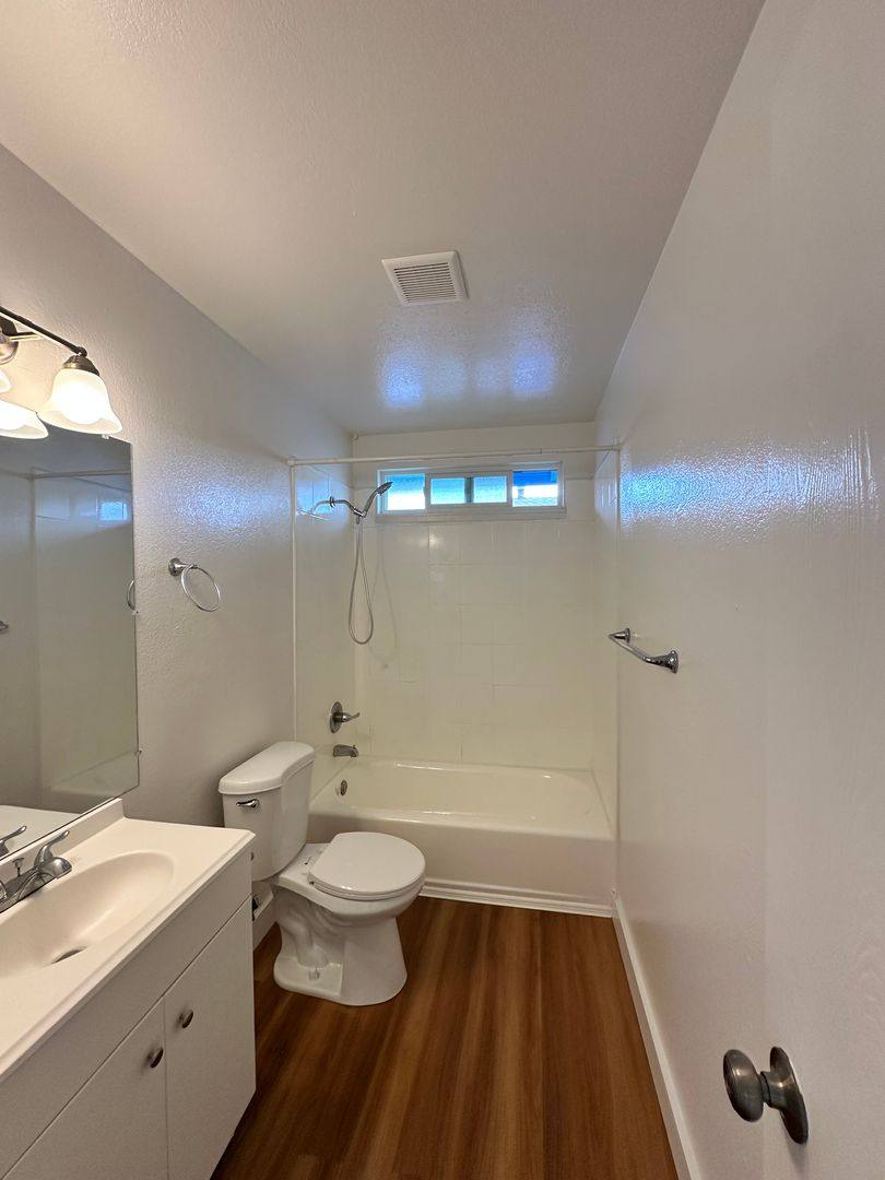 Apartment for rent at 590 Stoney Court, Gilroy, CA 95020