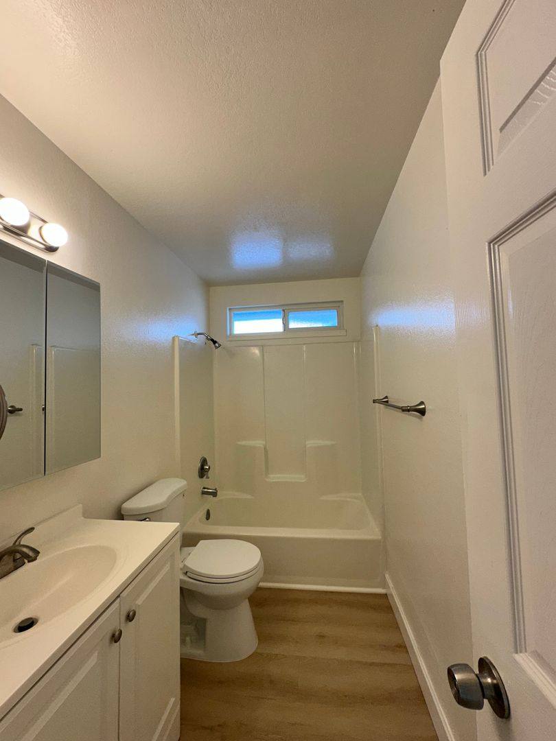 Apartment for rent at 590 Stoney Court, Gilroy, CA 95020