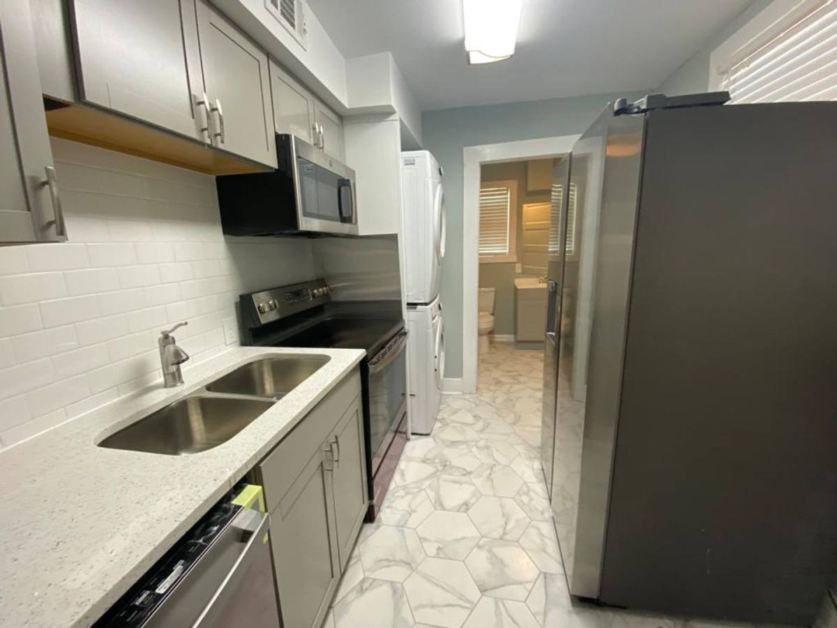 Apartment for rent at 1203 Atlantic Ave, Savannah, GA 31401