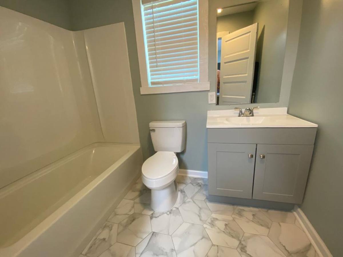 Apartment for rent at 1203 Atlantic Ave, Savannah, GA 31401