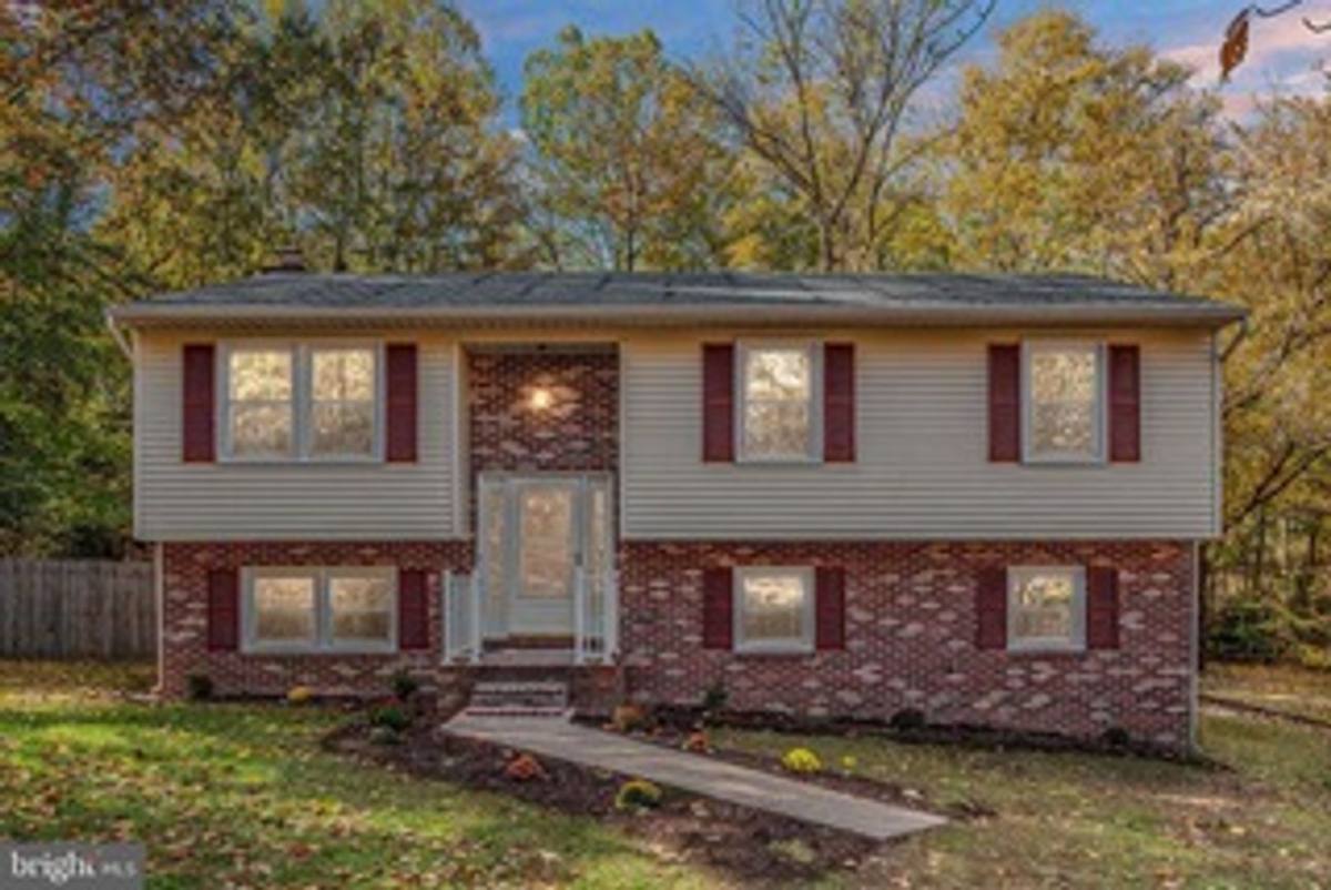 House for rent at 1013 Eastern View Dr, Fredericksburg, VA 22405