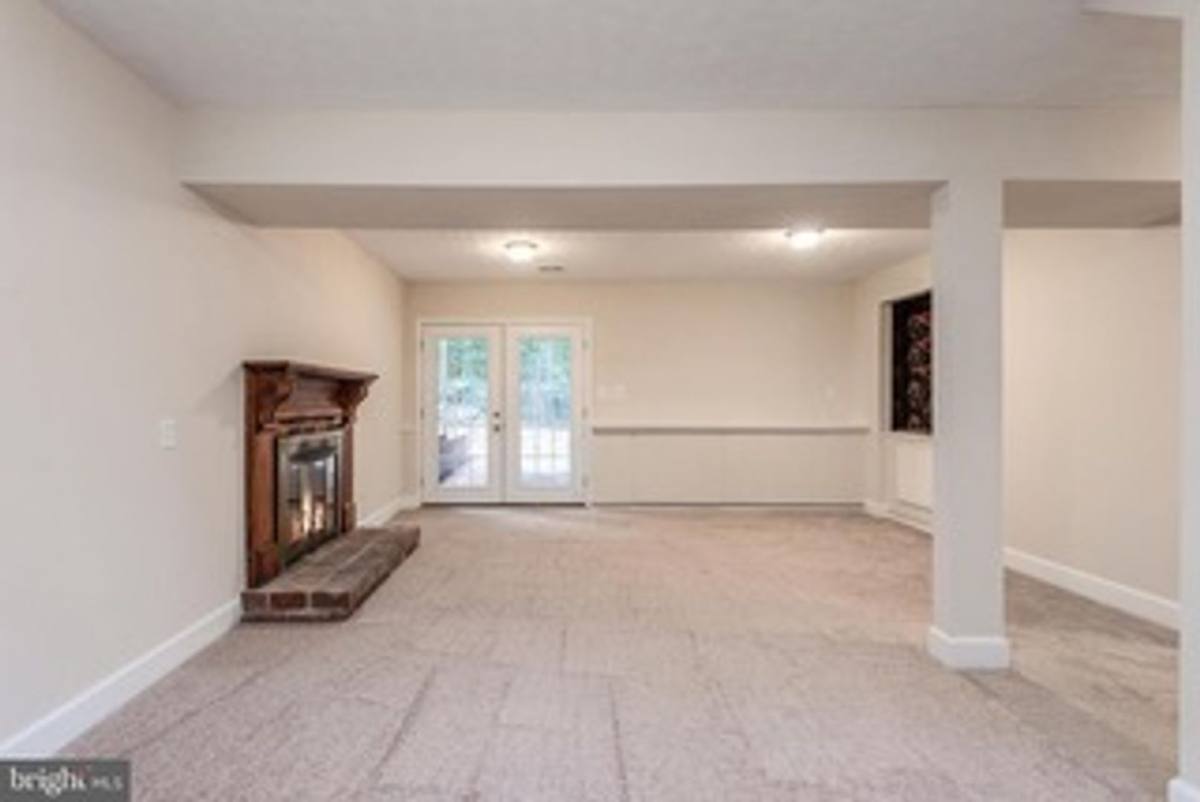 House for rent at 1013 Eastern View Dr, Fredericksburg, VA 22405