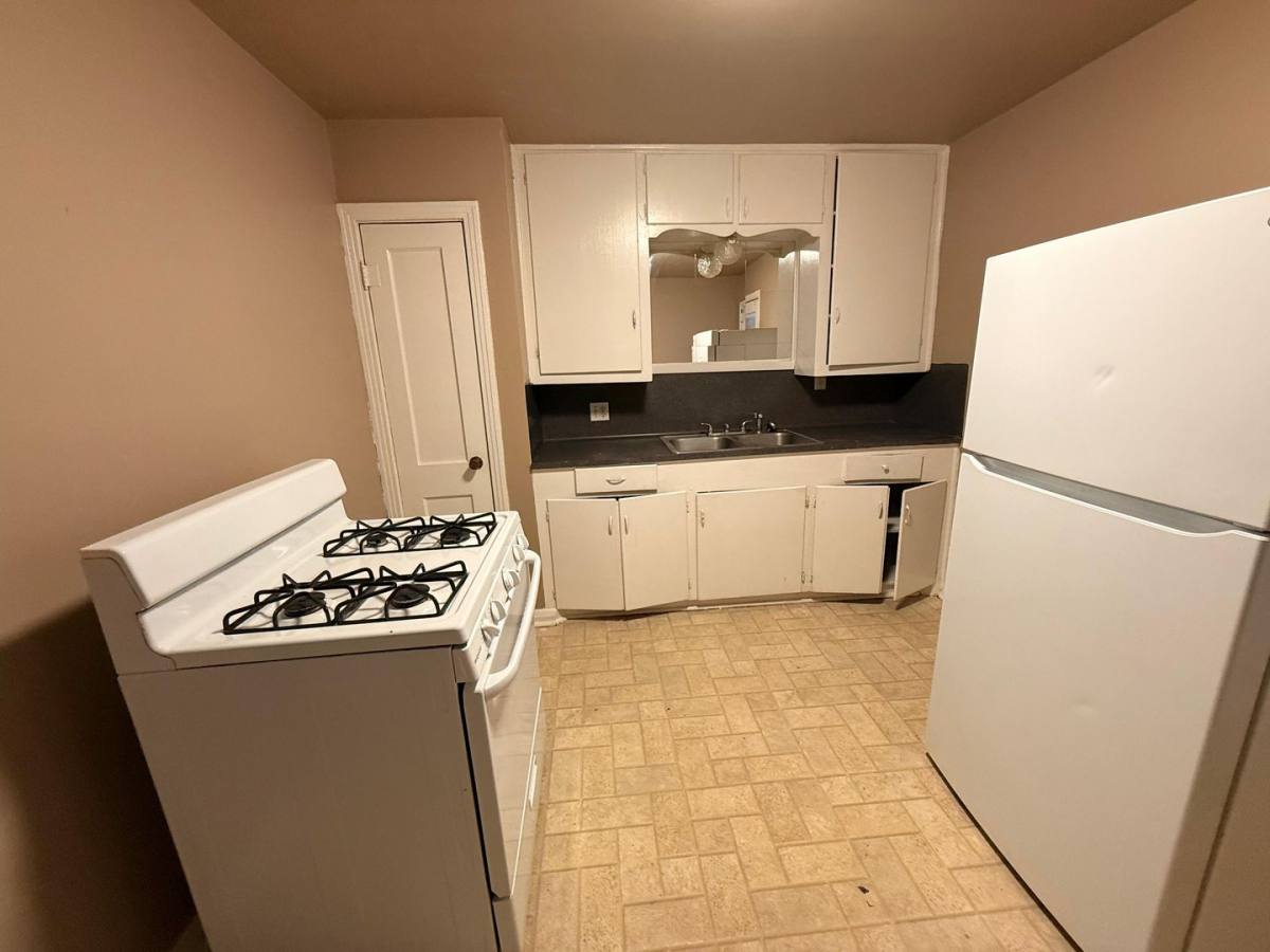 Apartment for rent at 3431 Canal Ave, Groves, TX 77619