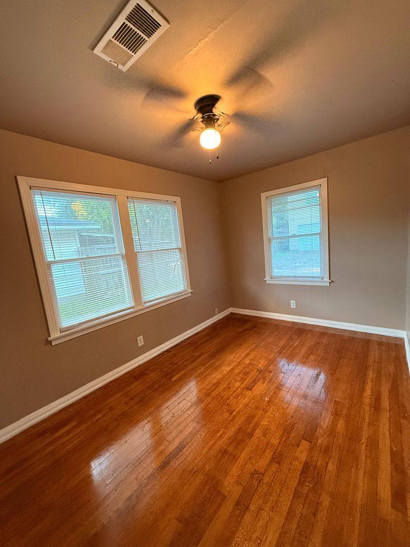 Apartment for rent at 3431 Canal Ave, Groves, TX 77619