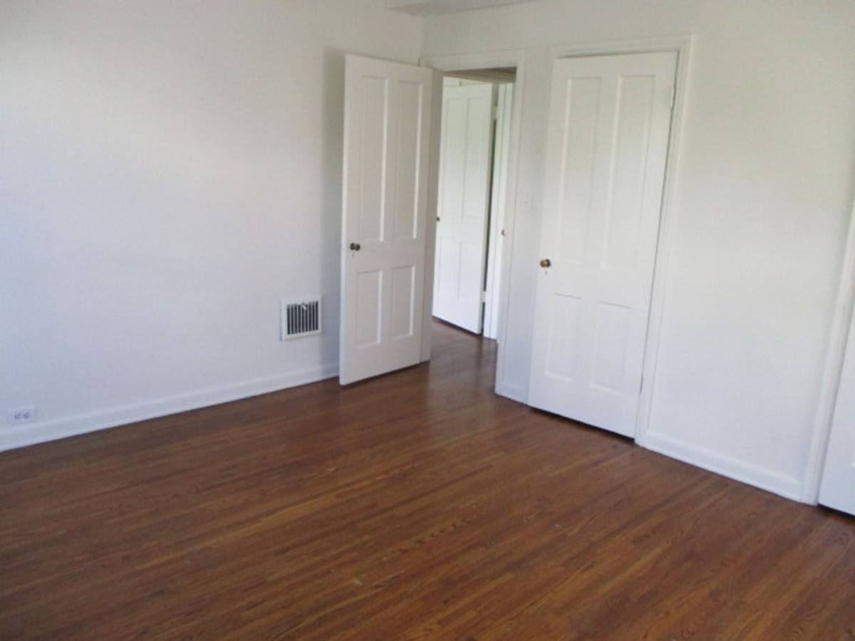Apartment for rent at 1000-1004 Tiverton Ave 10844-52 Weyburn, Los Angeles, CA 90024