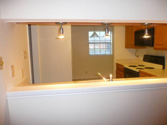 Condo for rent at 7930 Roanoke Run, San Antonio, TX 78240