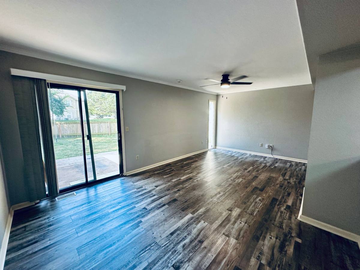 House for rent at 1423 E 125th Terrace, Olathe, KS 66061