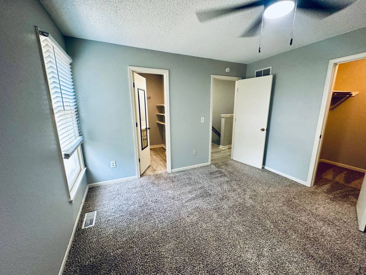 House for rent at 1423 E 125th Terrace, Olathe, KS 66061