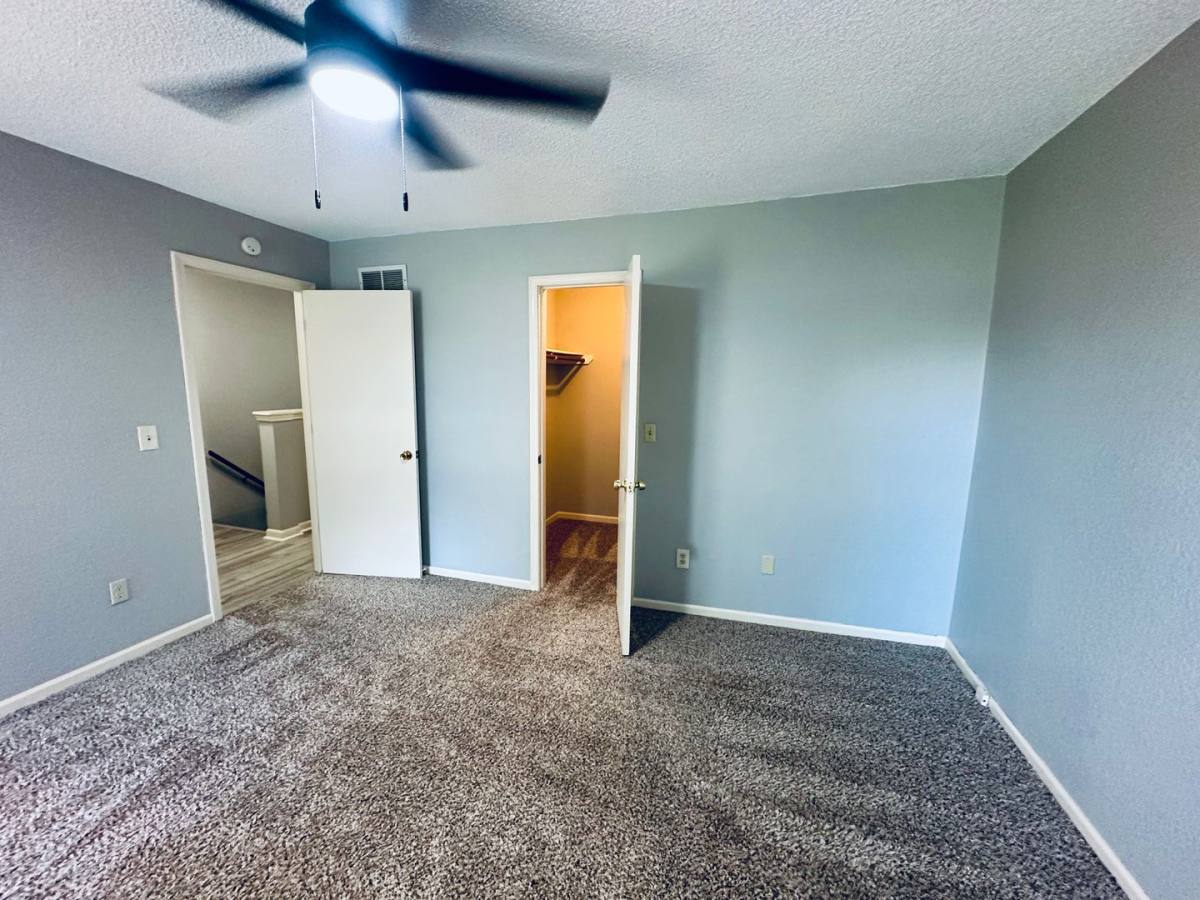 House for rent at 1423 E 125th Terrace, Olathe, KS 66061