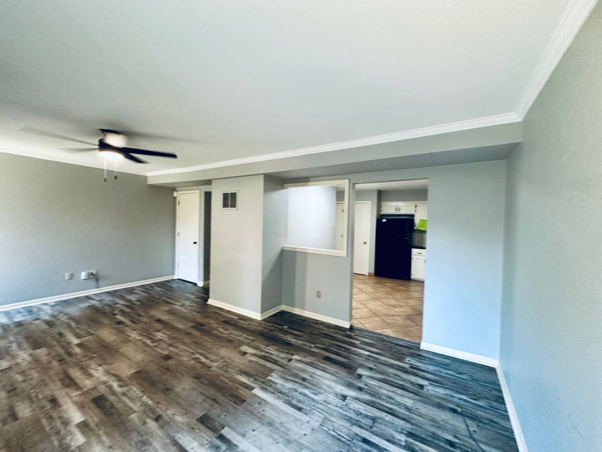 House for rent at 1423 E 125th Terrace, Olathe, KS 66061
