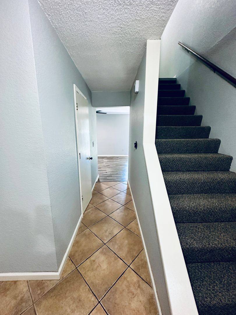 House for rent at 1423 E 125th Terrace, Olathe, KS 66061