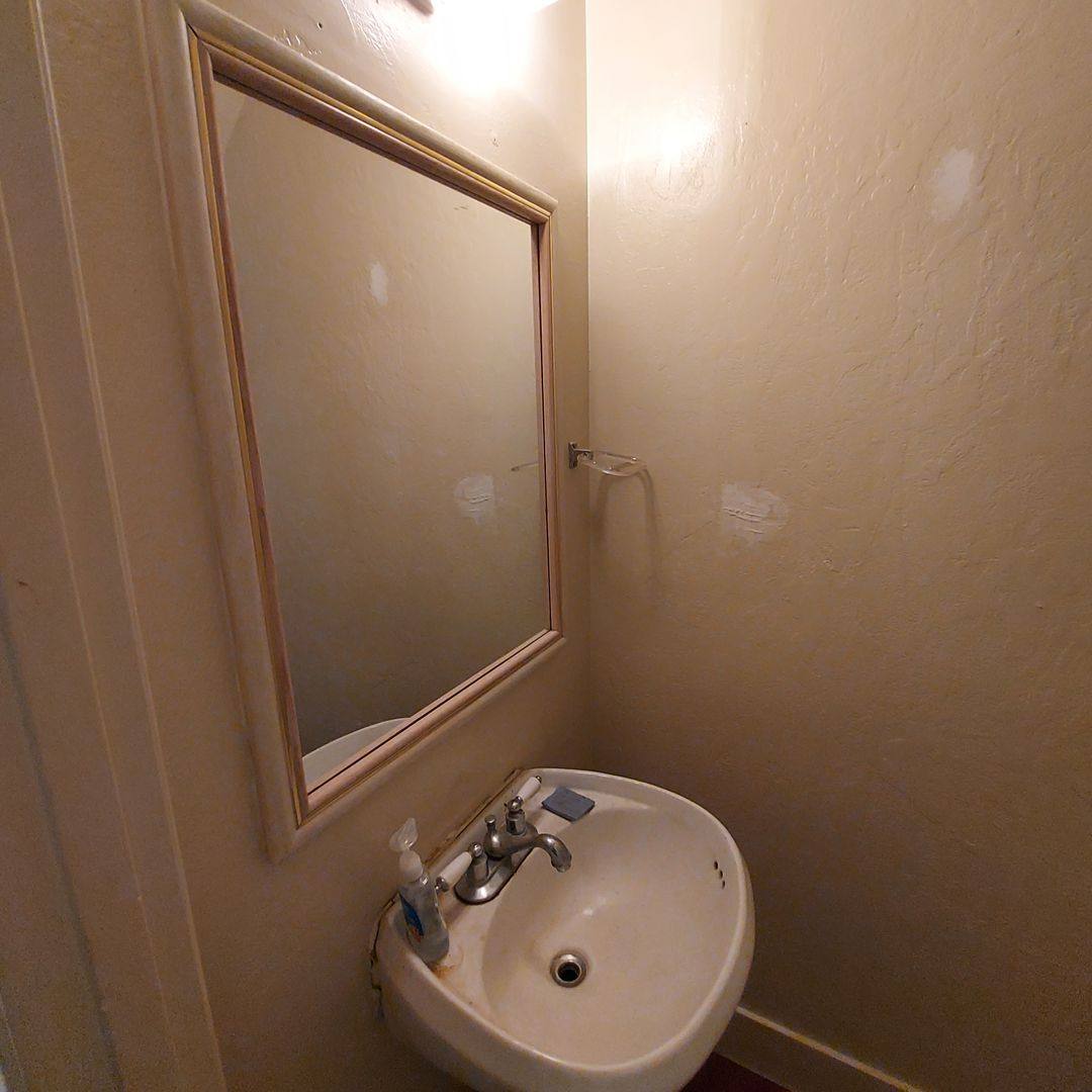 Condo for rent at 8883 Salmon Falls Dr, Sacramento, CA 95826
