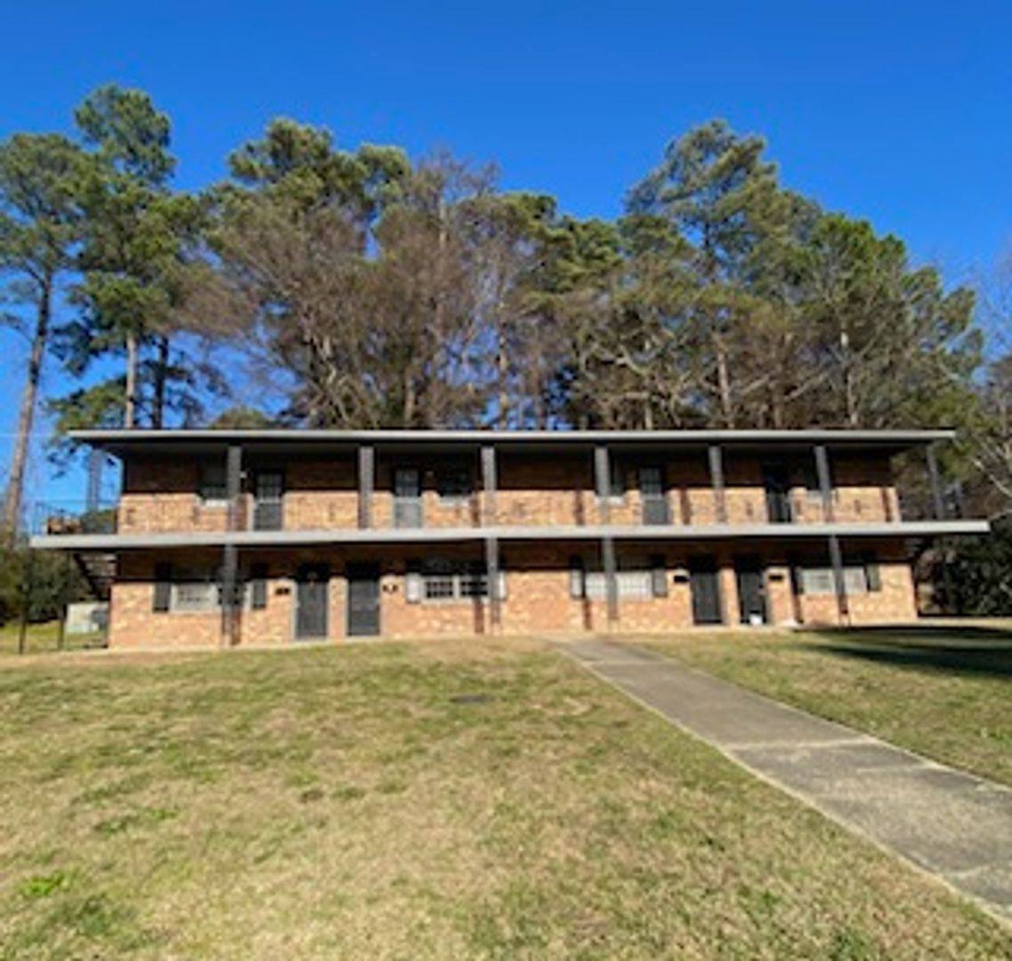 Apartment for rent at 4206 S Dowfield Dr, Fayetteville, NC 28311