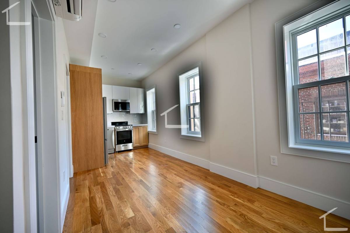 Apartment for rent at 15 Winchester St #8, Boston, MA 02116