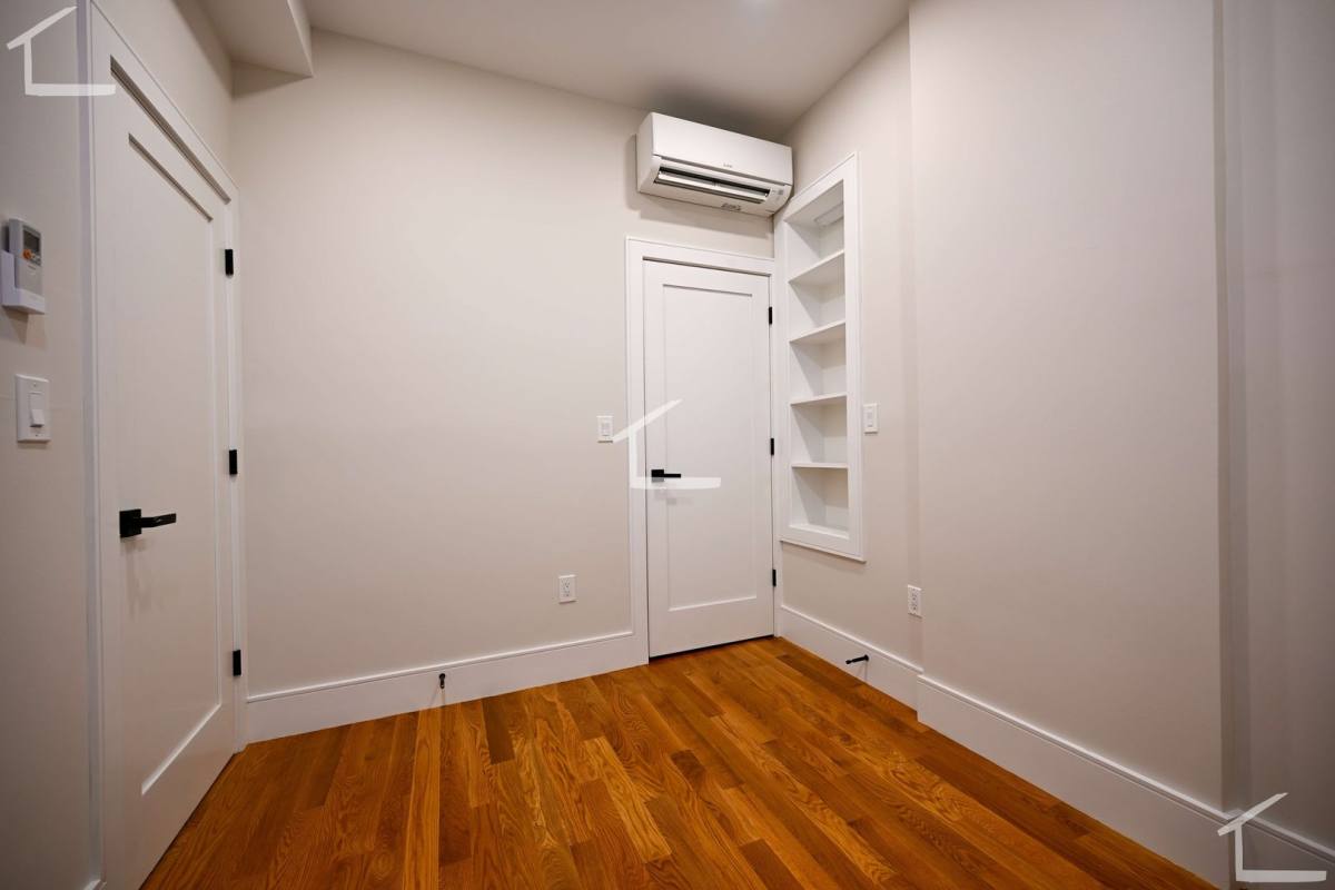 Apartment for rent at 15 Winchester St #8, Boston, MA 02116