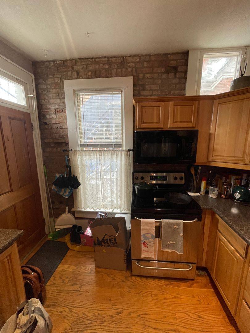 Apartment for rent at 156 S Lincoln St, Denver, CO 80209
