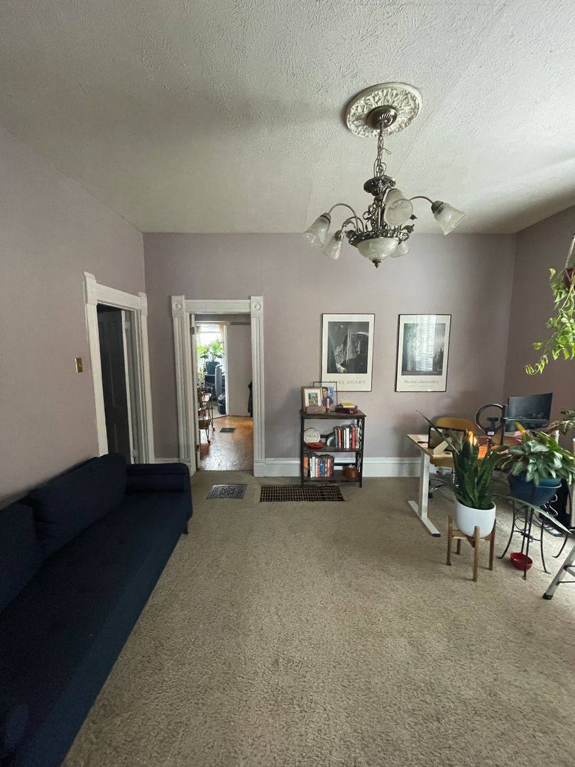 Apartment for rent at 156 S Lincoln St, Denver, CO 80209