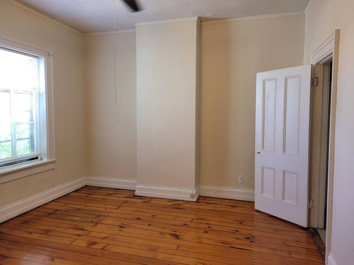Apartment for rent at 706-08 E Juneau Ave, Milwaukee, WI 53202
