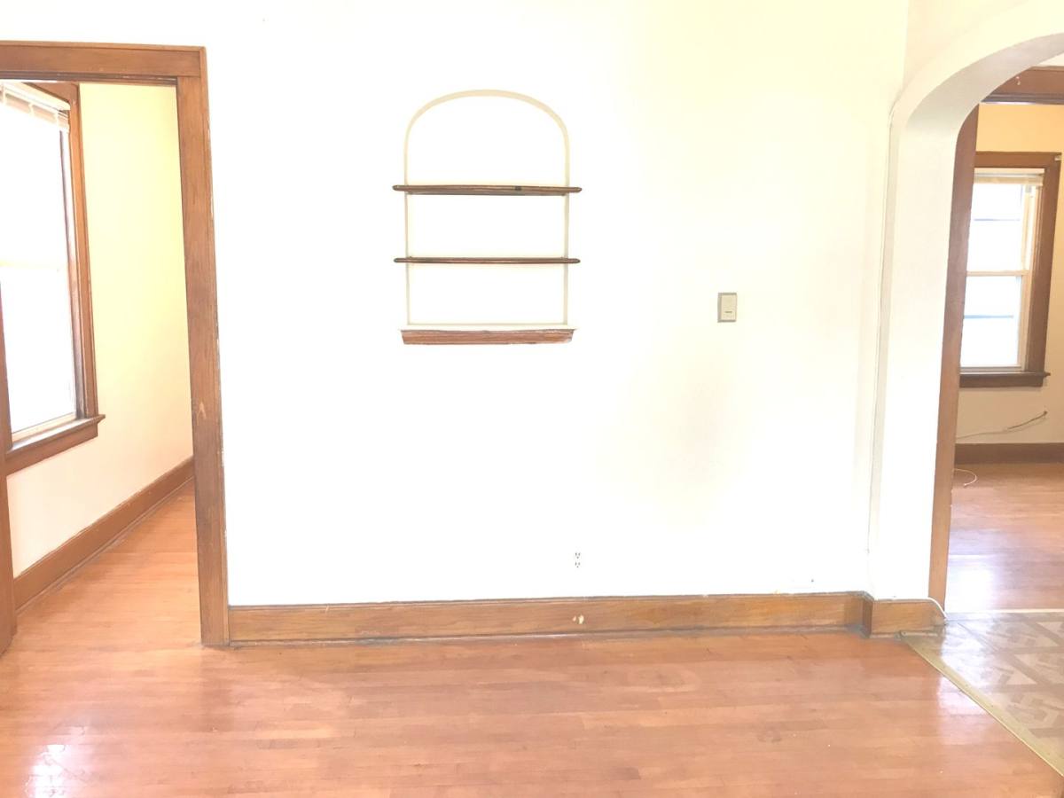 Apartment for rent at 421-425 W Washington St, Milwaukee, WI 53204