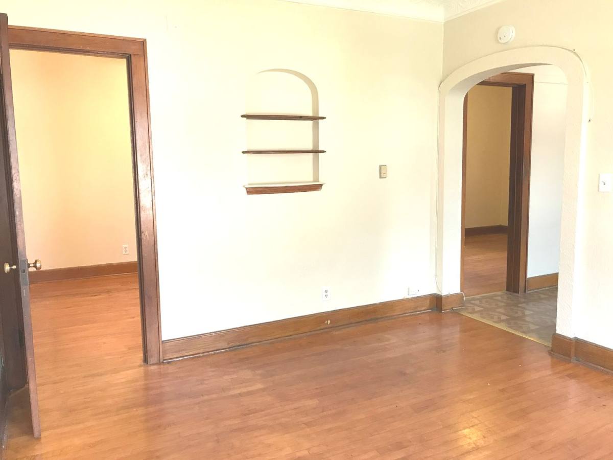 Apartment for rent at 421-425 W Washington St, Milwaukee, WI 53204
