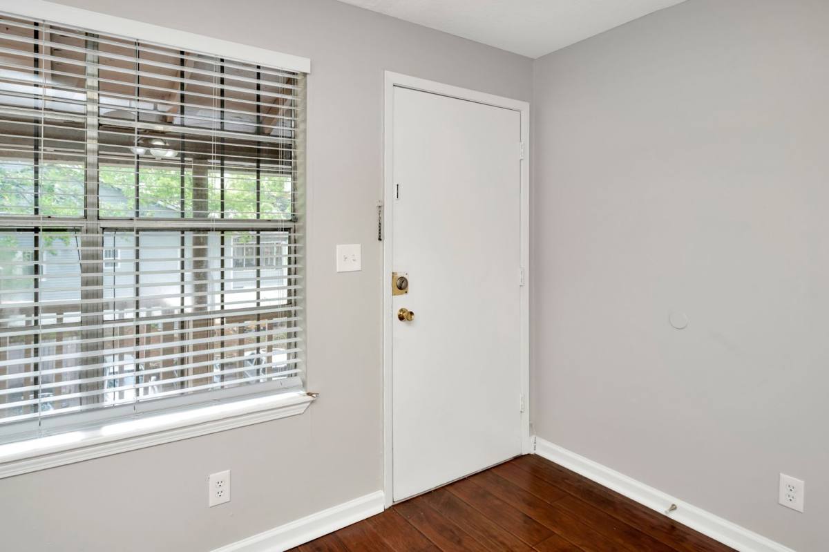 Apartment for rent at 1524 14th Ave S, Birmingham, AL 35205