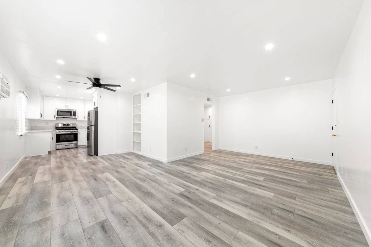 Apartment for rent at 1961 S Garth Ave, Los Angeles, CA 90034