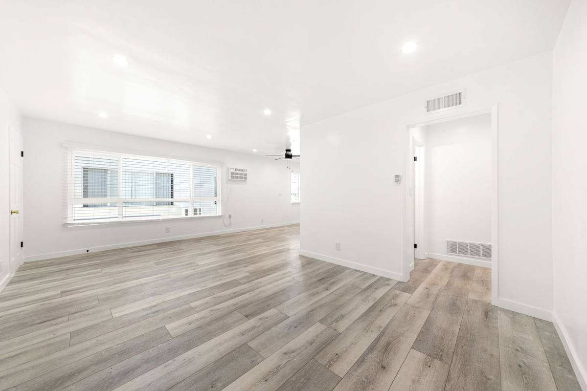 Apartment for rent at 1961 S Garth Ave, Los Angeles, CA 90034