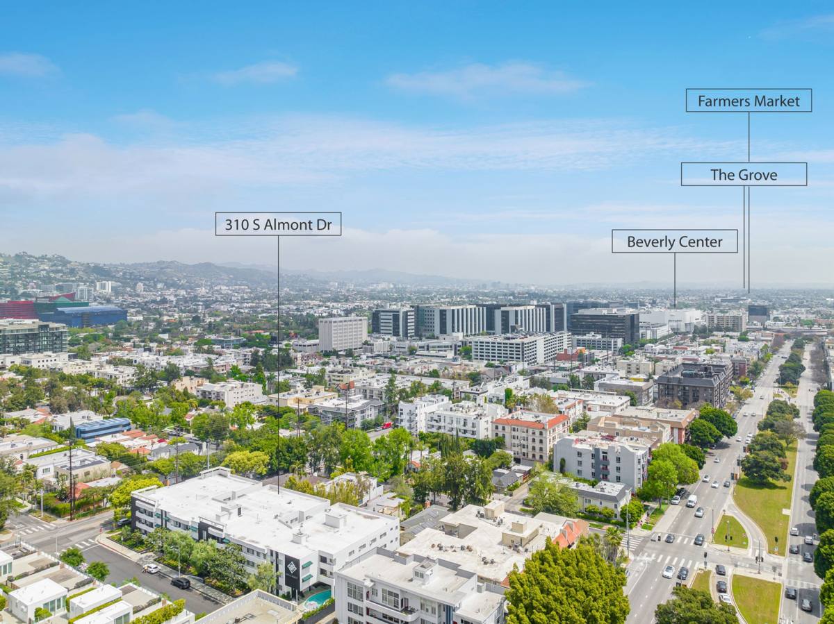 Apartment for rent at 310 S Almont Dr, Los Angeles, CA 90048