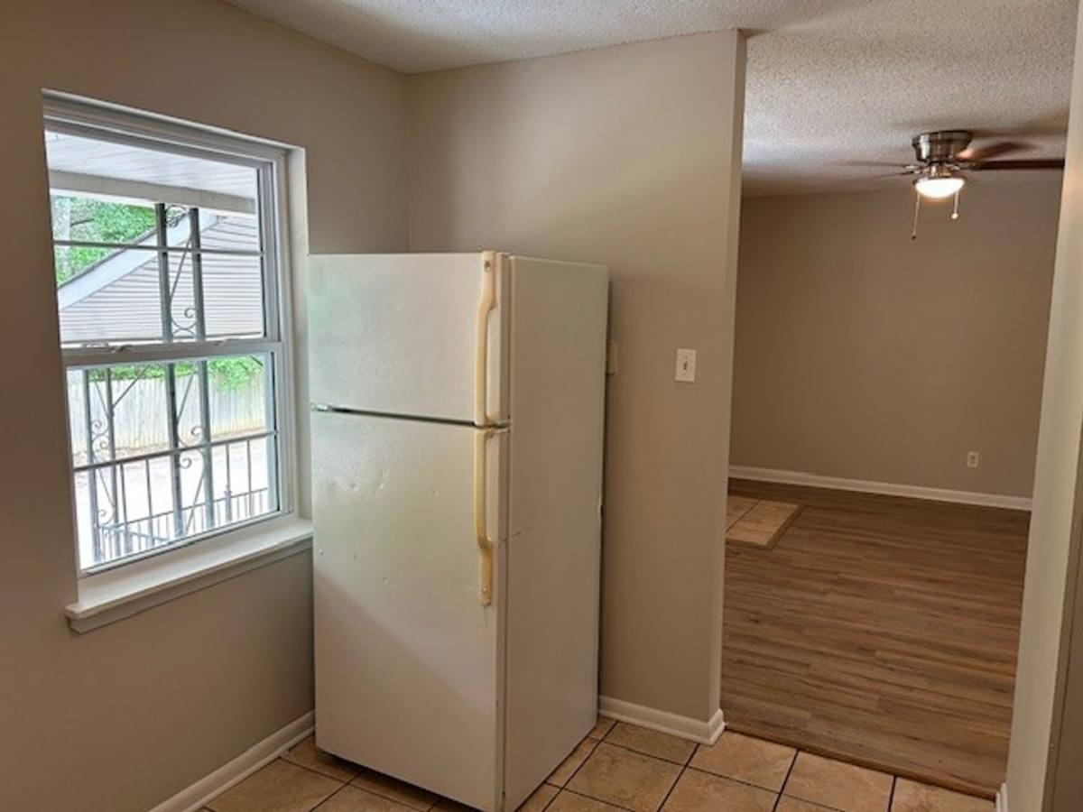 Apartment for rent at 6795 Blocker St, Olive Branch, MS 38654