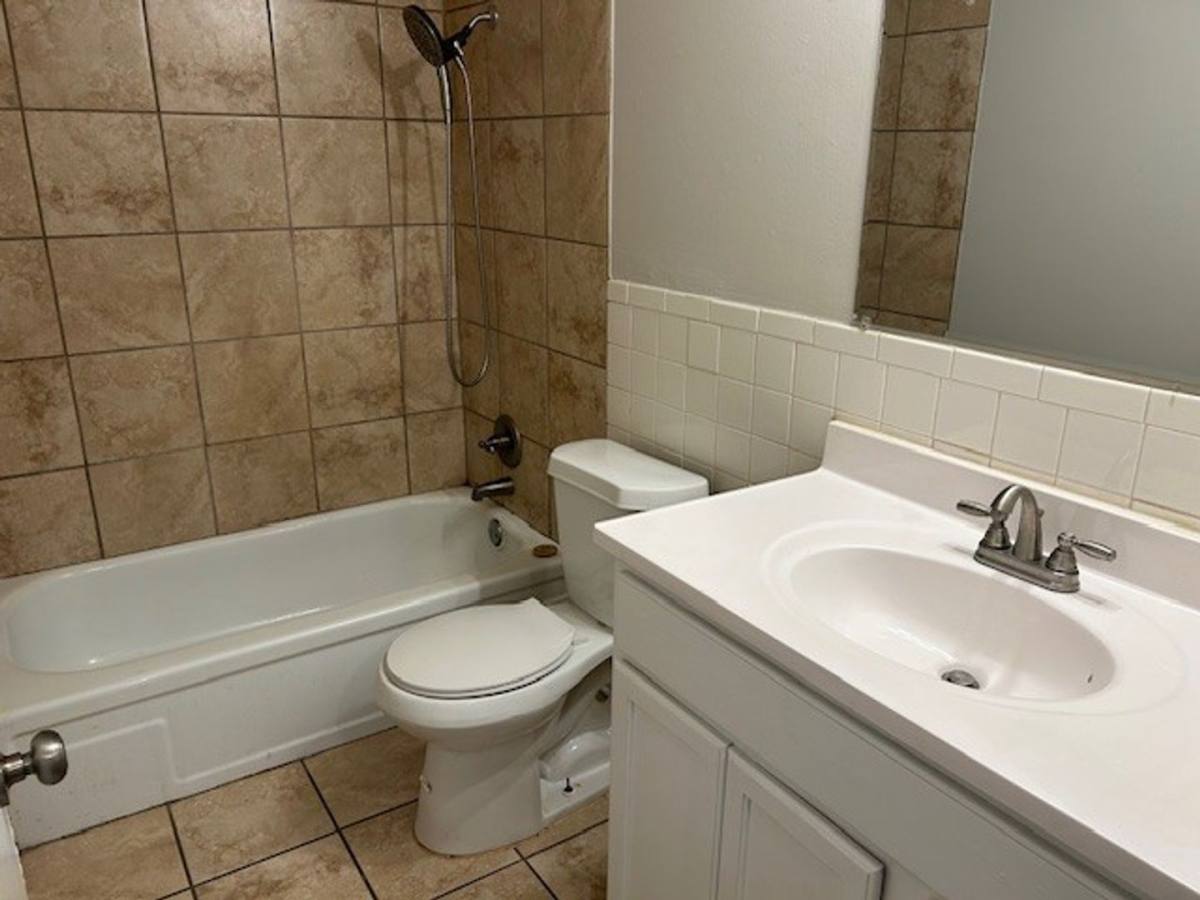 Apartment for rent at 6795 Blocker St, Olive Branch, MS 38654