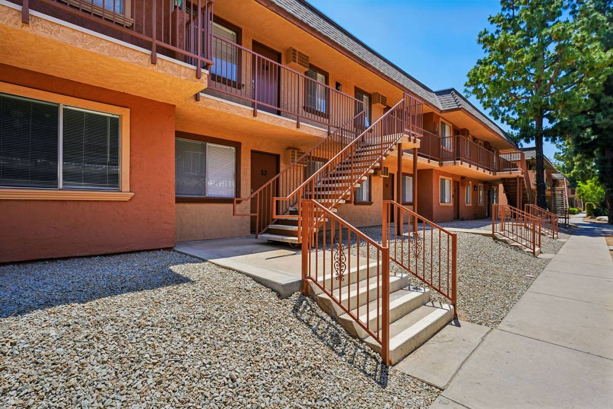 Apartment for rent at 991 W Blaine St, Riverside, CA 92507