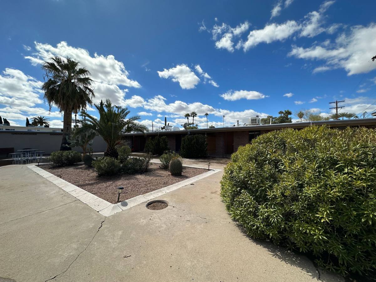 Apartment for rent at 4101-4117 E Brown Way, Tucson, AZ 85711