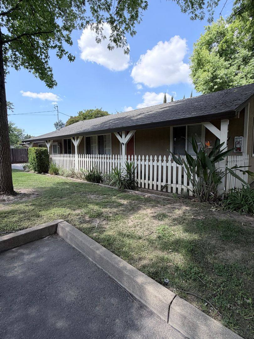 Apartment for rent at 5909-6001 Country Lane, Citrus Heights, CA 95621