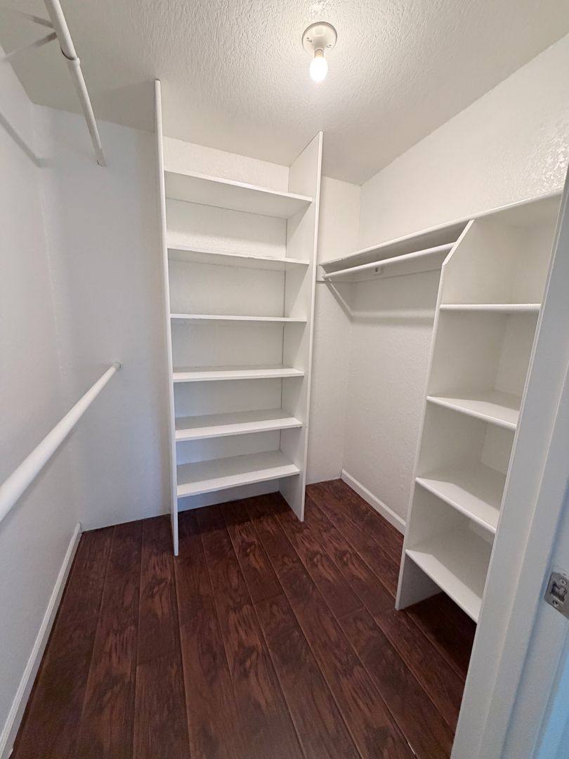 Apartment for rent at 5909-6001 Country Lane, Citrus Heights, CA 95621